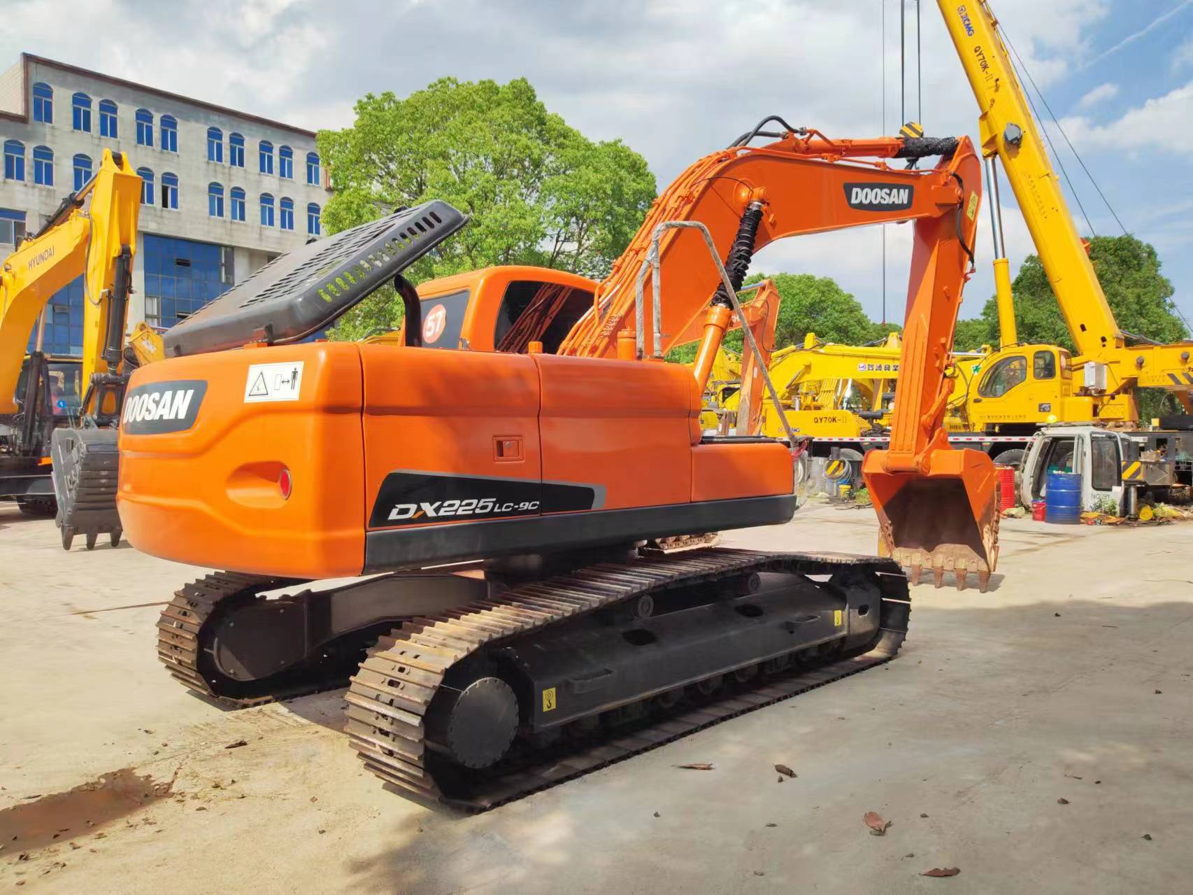 DOOSAN DX225 - Excavadora de cadenas: foto 3 DOOSAN DX225 - Excavadora de cadenas: foto 3