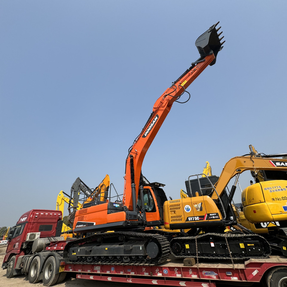 Excavadora de cadenas DOOSAN DX300: foto 10