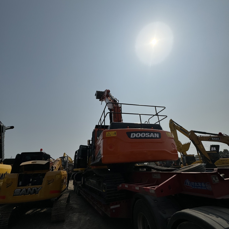 Excavadora de cadenas DOOSAN DX300: foto 7