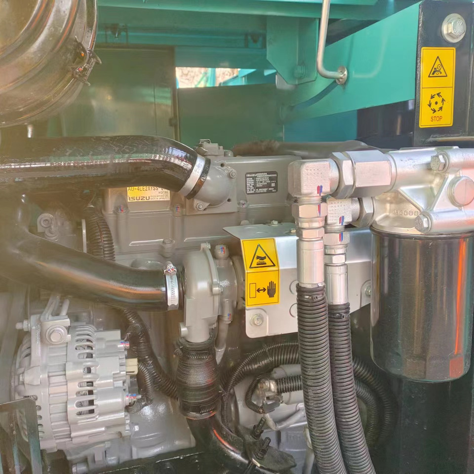 KOBELCO SK75 - Excavadora de cadenas: foto 5 KOBELCO SK75 - Excavadora de cadenas: foto 5