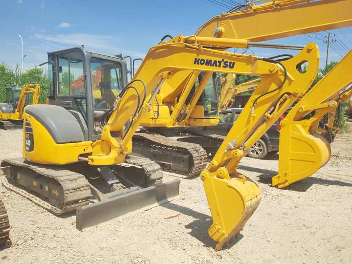 KOMATSU PC40 - Miniexcavadora: foto 1 KOMATSU PC40 - Miniexcavadora: foto 1