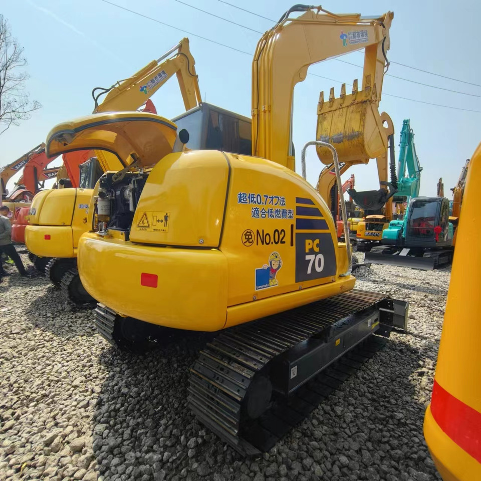 KOMATSU PC70-8 - Excavadora de cadenas: foto 3 KOMATSU PC70-8 - Excavadora de cadenas: foto 3