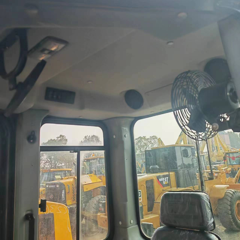 Bulldozer SHANTUI SD16: foto 15