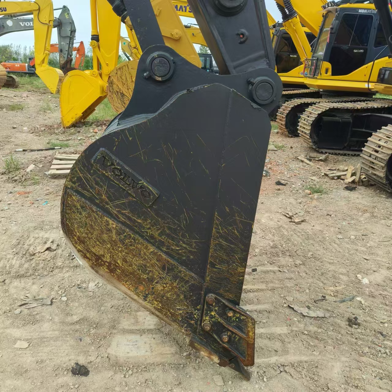 Excavadora de cadenas VOLVO EC240: foto 10 Excavadora de cadenas VOLVO EC240: foto 10