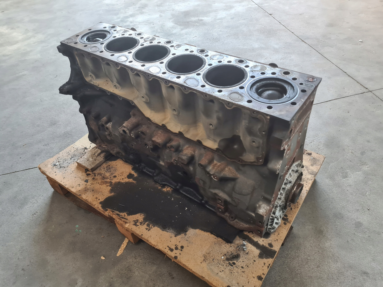 BLOK SILNIKA SŁUPEK TŁOKI WAŁ RENAULT GAMA T DTI 13 K2 - Bloque de cilindros: foto 3 BLOK SILNIKA SŁUPEK TŁOKI WAŁ RENAULT GAMA T DTI 13 K2 - Bloque de cilindros: foto 3