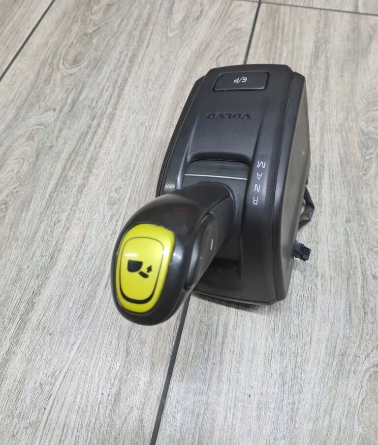 JOYSTICK ZMIANY BIEGÓW GAŁKA LEWAREK VOLVO FH 4 FM 4 FH 16 EURO 6 22647972 Volvo FH 4 FM 4 FH 16 EURO 6 22647972 Volvo VOLVO FH 4 FM 4 FH 16 EURO 6 22647972 - Palanca de cambio para Camión: foto 1 JOYSTICK ZMIANY BIEGÓW GAŁKA LEWAREK VOLVO FH 4 FM 4 FH 16 EURO 6 22647972 Volvo FH 4 FM 4 FH 16 EURO 6 22647972 Volvo VOLVO FH 4 FM 4 FH 16 EURO 6 22647972 - Palanca de cambio para Camión: foto 1