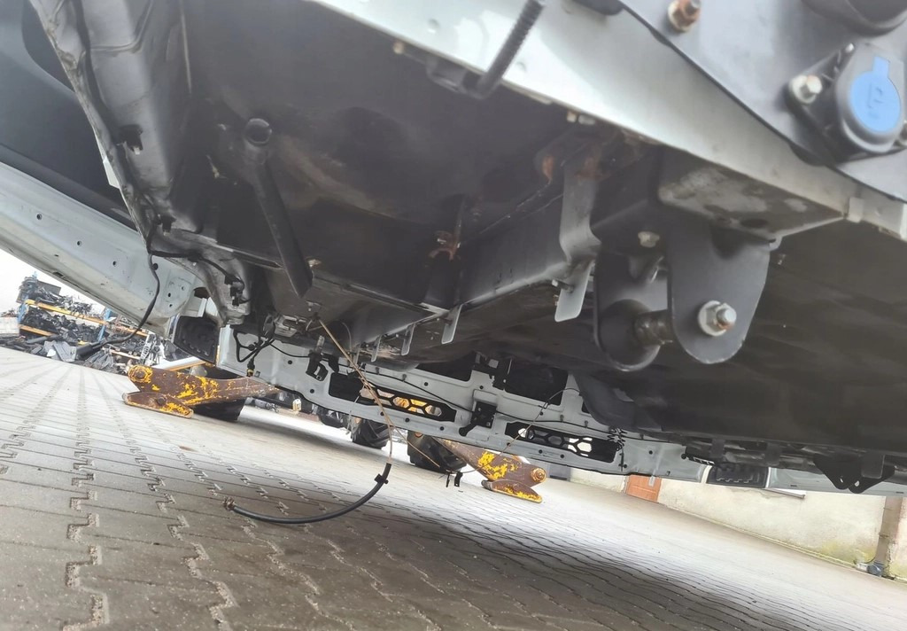 Cabina KOMPLETNA FORD F-MAX TRUCKS CARGO 500: foto 16