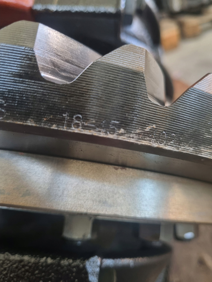 MERITOR WKŁAD MOSTU DYFER GŁÓWKA MOST VOLVO FH FM EV91 RSS1356 SV 2.50 18/45 - Diferencial para Camión: foto 3 MERITOR WKŁAD MOSTU DYFER GŁÓWKA MOST VOLVO FH FM EV91 RSS1356 SV 2.50 18/45 - Diferencial para Camión: foto 3