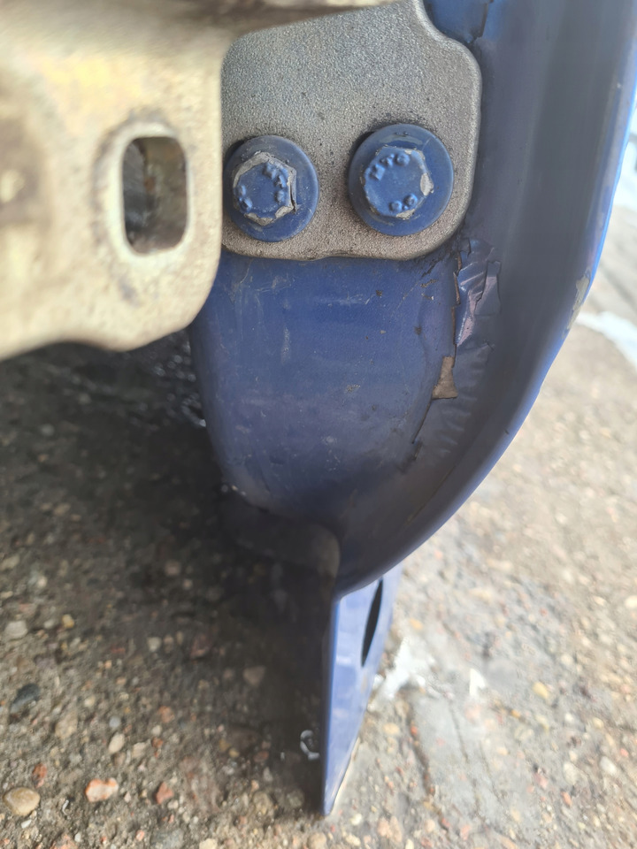 RENAULT DRZWI KOMPLETNE LEWE RENAULT GAMA T RANGE HIGH WYSOKA KABINA - Puerta y piezas para Camión: foto 5 RENAULT DRZWI KOMPLETNE LEWE RENAULT GAMA T RANGE HIGH WYSOKA KABINA - Puerta y piezas para Camión: foto 5