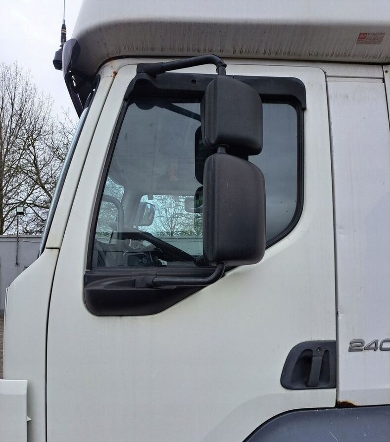 RENAULT PREMIUM MIDLUM VOLVO FE FL - Puerta y piezas para Camión: foto 3 RENAULT PREMIUM MIDLUM VOLVO FE FL - Puerta y piezas para Camión: foto 3