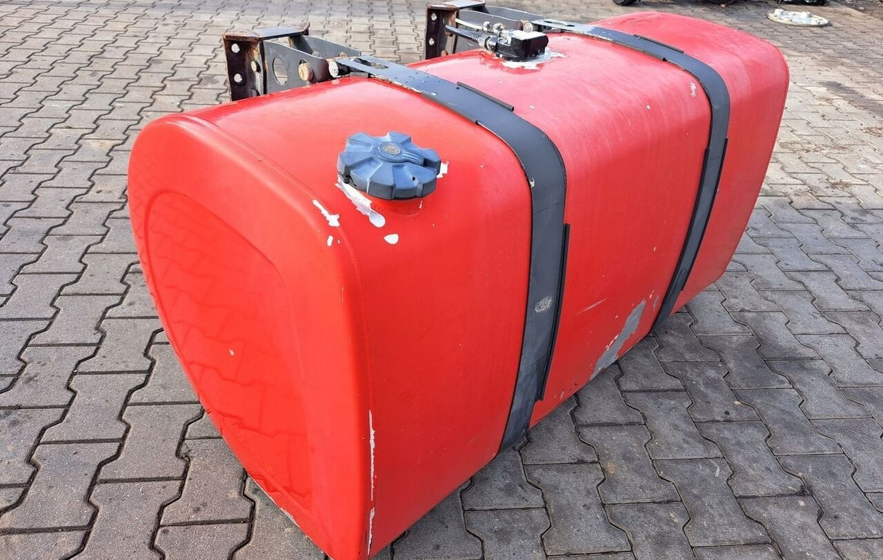 Renault ZBIORNIK PALIWA RENAULT DXI VOLVO FH FM 130x70x70 20503508 - Depósito de combustible para Camión: foto 2 Renault ZBIORNIK PALIWA RENAULT DXI VOLVO FH FM 130x70x70 20503508 - Depósito de combustible para Camión: foto 2