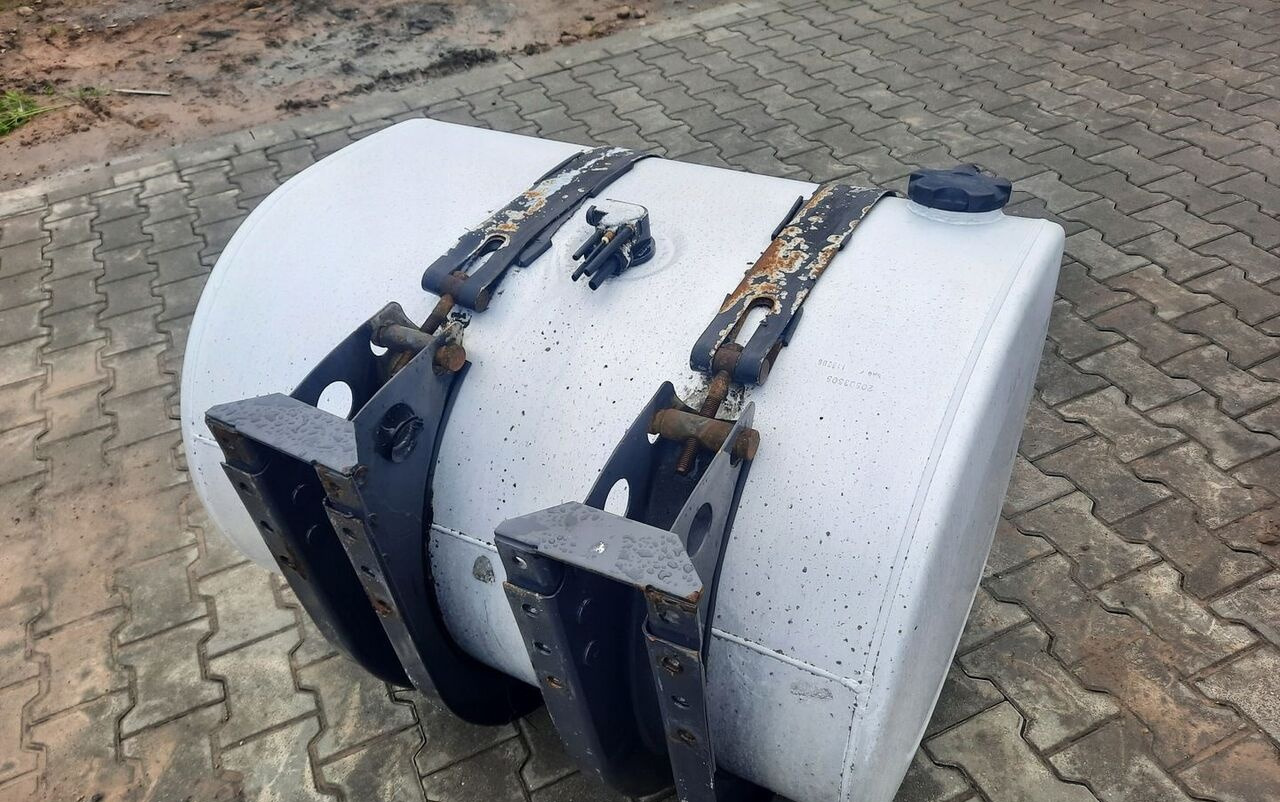 Renault ZBIORNIK PALIWA RENAULT GAMA RANGE T 100/70/70 20503505 - Depósito de combustible para Camión: foto 4 Renault ZBIORNIK PALIWA RENAULT GAMA RANGE T 100/70/70 20503505 - Depósito de combustible para Camión: foto 4