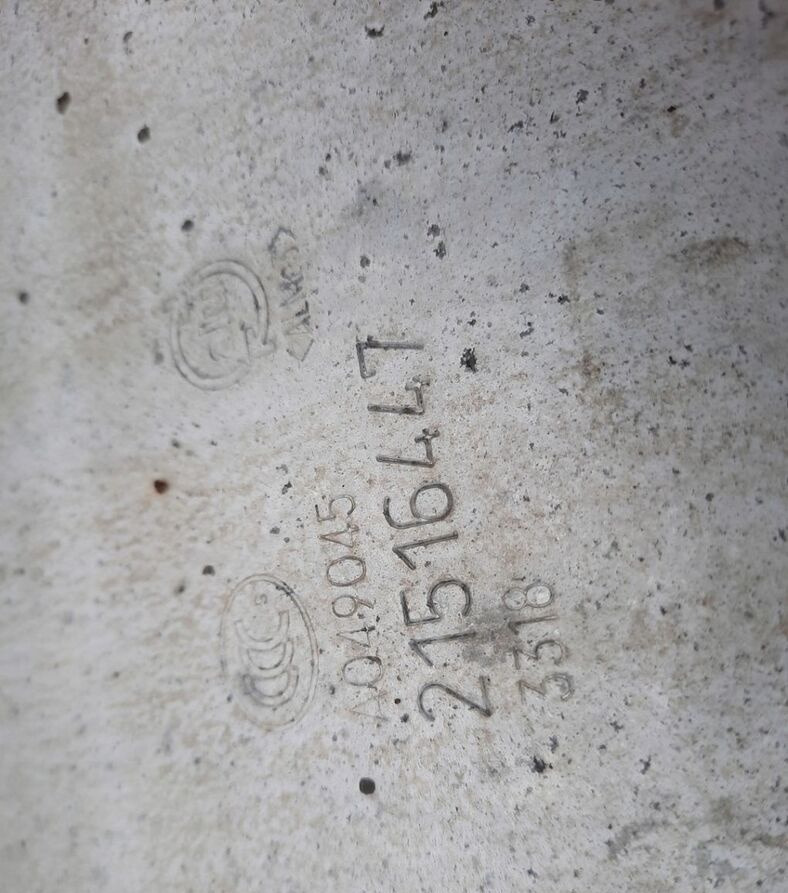 Renault ZBIORNIK PALIWA RENAULT GAMA RANGE T 100/70/70 21516447 - Depósito de combustible para Camión: foto 4 Renault ZBIORNIK PALIWA RENAULT GAMA RANGE T 100/70/70 21516447 - Depósito de combustible para Camión: foto 4