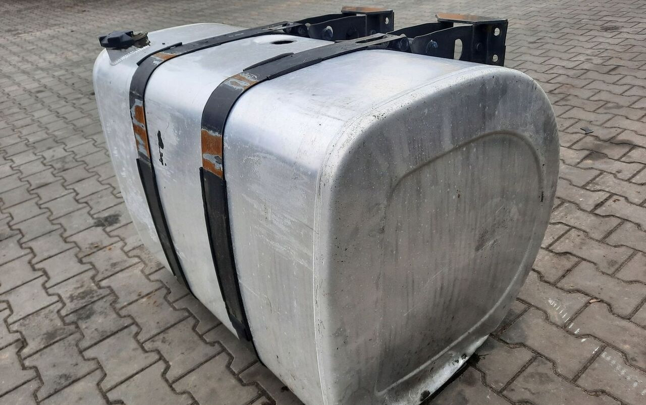 Renault ZBIORNIK PALIWA VOLVO FH4 FM4 FMX 100/70/70 21655306 - Depósito de combustible para Camión: foto 5 Renault ZBIORNIK PALIWA VOLVO FH4 FM4 FMX 100/70/70 21655306 - Depósito de combustible para Camión: foto 5