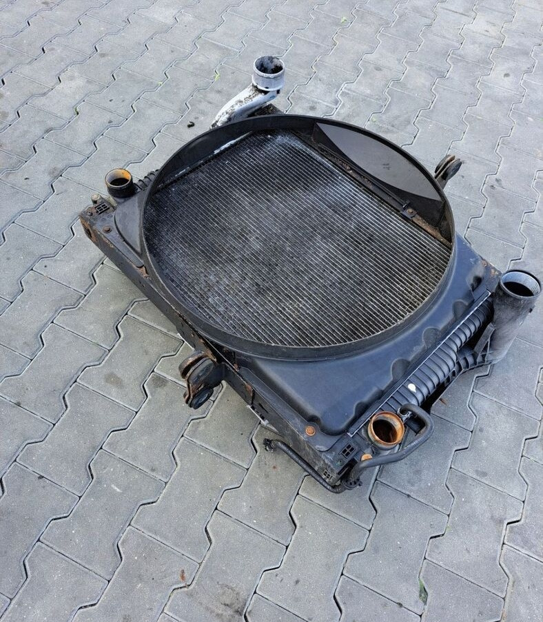 VOLVO KOMPLET CHŁODNIC VOLVO FL RENAULT MIDLUM DXI 7 - Radiador para Camión: foto 2 VOLVO KOMPLET CHŁODNIC VOLVO FL RENAULT MIDLUM DXI 7 - Radiador para Camión: foto 2