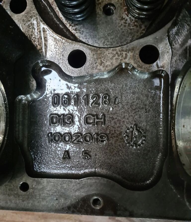 Volvo 20504632 RENAULT MAGNUM DXI 13 FH 13 FM 13 Renault MAGNUM DXI 13 VOLVO FH 13 FM 13 - Cabezal de bloque para Camión: foto 3 Volvo 20504632 RENAULT MAGNUM DXI 13 FH 13 FM 13 Renault MAGNUM DXI 13 VOLVO FH 13 FM 13 - Cabezal de bloque para Camión: foto 3