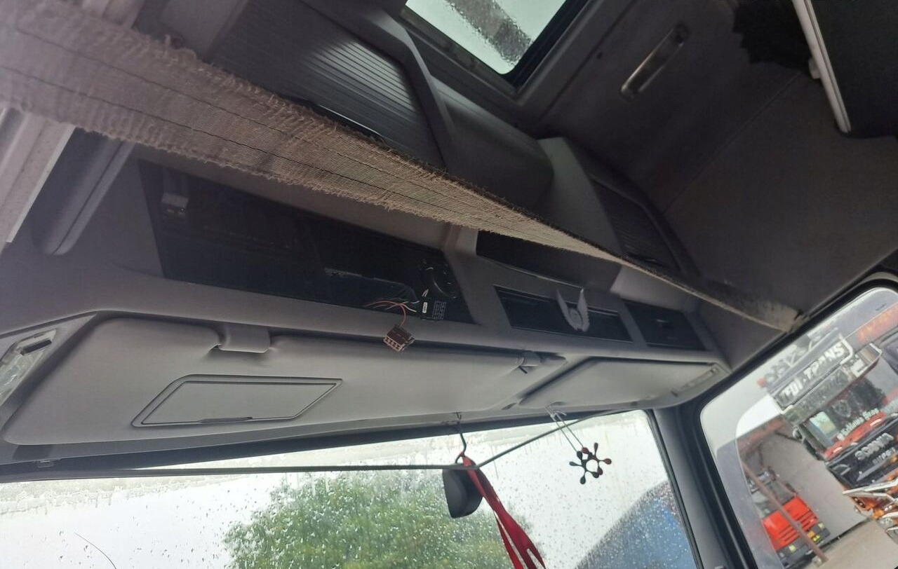 Cabina para Camión Volvo LIFT XL 12/13R   FH 13: foto 9