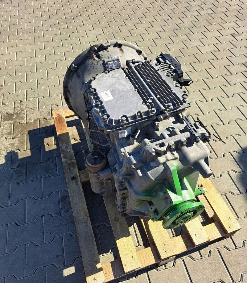 Volvo SKRZYNIA BIEGÓW RENAULT GAMA T ATO2612E VOLVO FH 4 ATO - Caja de cambios para Camión: foto 3 Volvo SKRZYNIA BIEGÓW RENAULT GAMA T ATO2612E VOLVO FH 4 ATO - Caja de cambios para Camión: foto 3