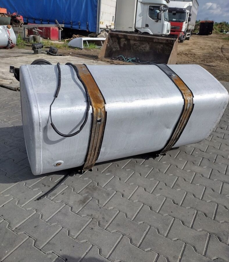 Volvo ZBIORNIK PALIWA RENAULT DXI VOLVO FH FM LOW DECK 1 - Depósito de combustible para Camión: foto 1 Volvo ZBIORNIK PALIWA RENAULT DXI VOLVO FH FM LOW DECK 1 - Depósito de combustible para Camión: foto 1