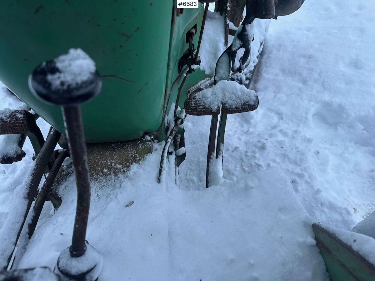 Leasing de 1969 Deutz D5005 tractor w/ front loader. Rep. object. 1969 Deutz D5005 tractor w/ front loader. Rep. object.: foto 18 Leasing de 1969 Deutz D5005 tractor w/ front loader. Rep. object. 1969 Deutz D5005 tractor w/ front loader. Rep. object.: foto 18