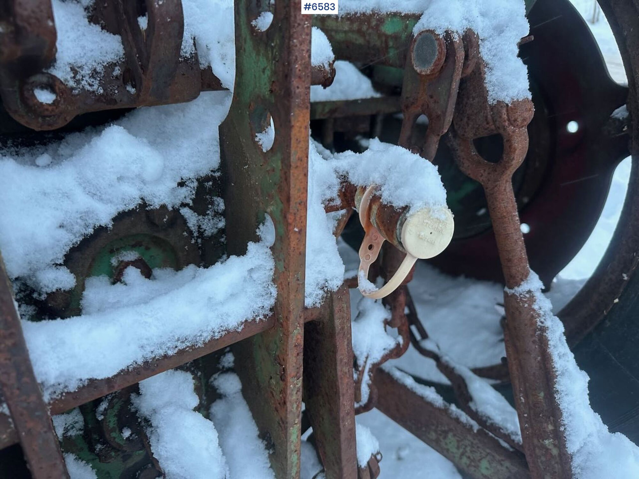 Leasing de 1969 Deutz D5005 tractor w/ front loader. Rep. object. 1969 Deutz D5005 tractor w/ front loader. Rep. object.: foto 19 Leasing de 1969 Deutz D5005 tractor w/ front loader. Rep. object. 1969 Deutz D5005 tractor w/ front loader. Rep. object.: foto 19