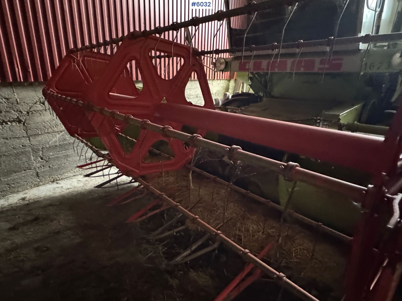 1984 Claas Dominator 48. 1704 hours! - Cosechadora de granos: foto 2 1984 Claas Dominator 48. 1704 hours! - Cosechadora de granos: foto 2