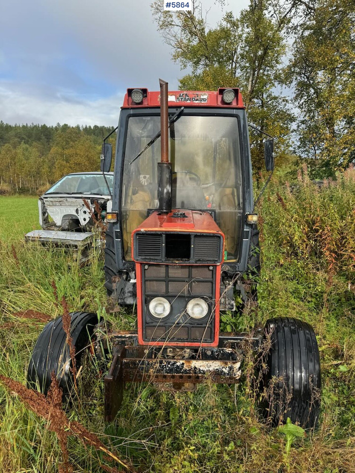1985 Case 685 XL. Repair object. - Tractor: foto 5 1985 Case 685 XL. Repair object. - Tractor: foto 5