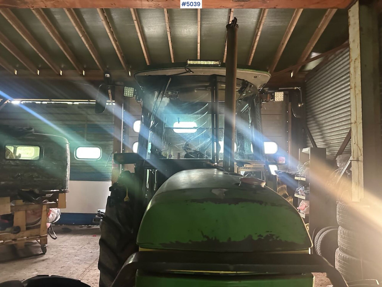 1987 John Deere 2850 Synchron w/ front loader - Tractor: foto 3 1987 John Deere 2850 Synchron w/ front loader - Tractor: foto 3