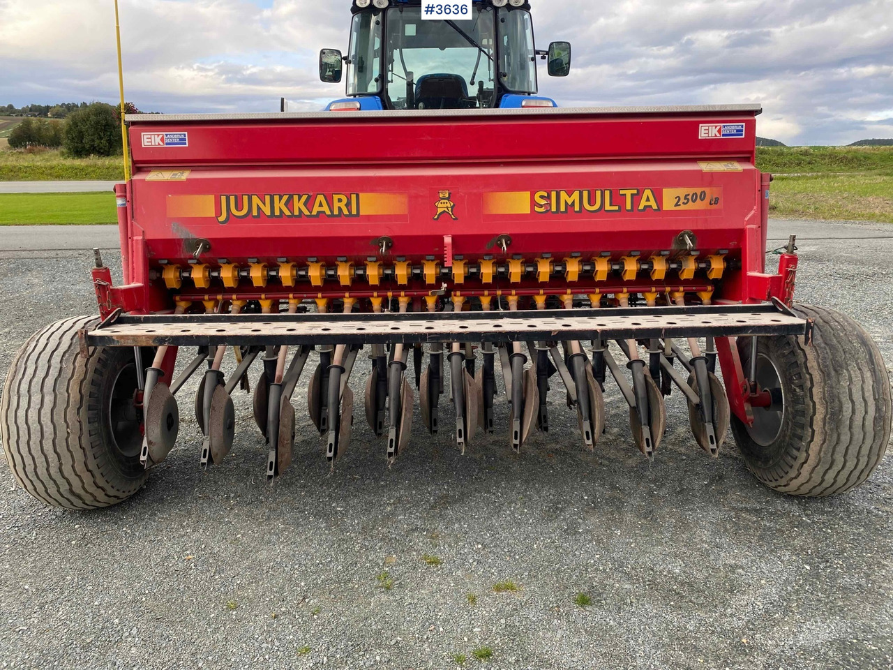 1997 Junkkari Simulta 2500 seed drill - Sembradora: foto 2 1997 Junkkari Simulta 2500 seed drill - Sembradora: foto 2