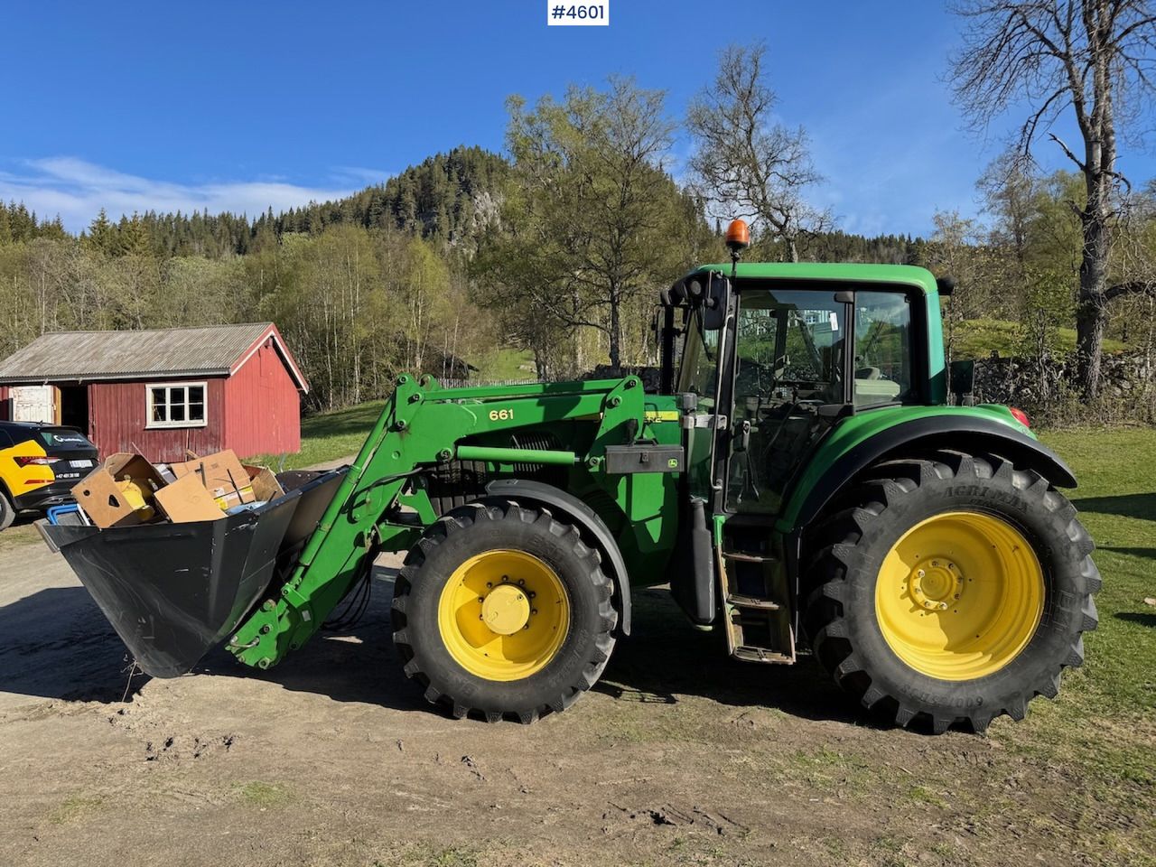 2003 John Deere 6620 w/front loader - Tractor: foto 1 2003 John Deere 6620 w/front loader - Tractor: foto 1
