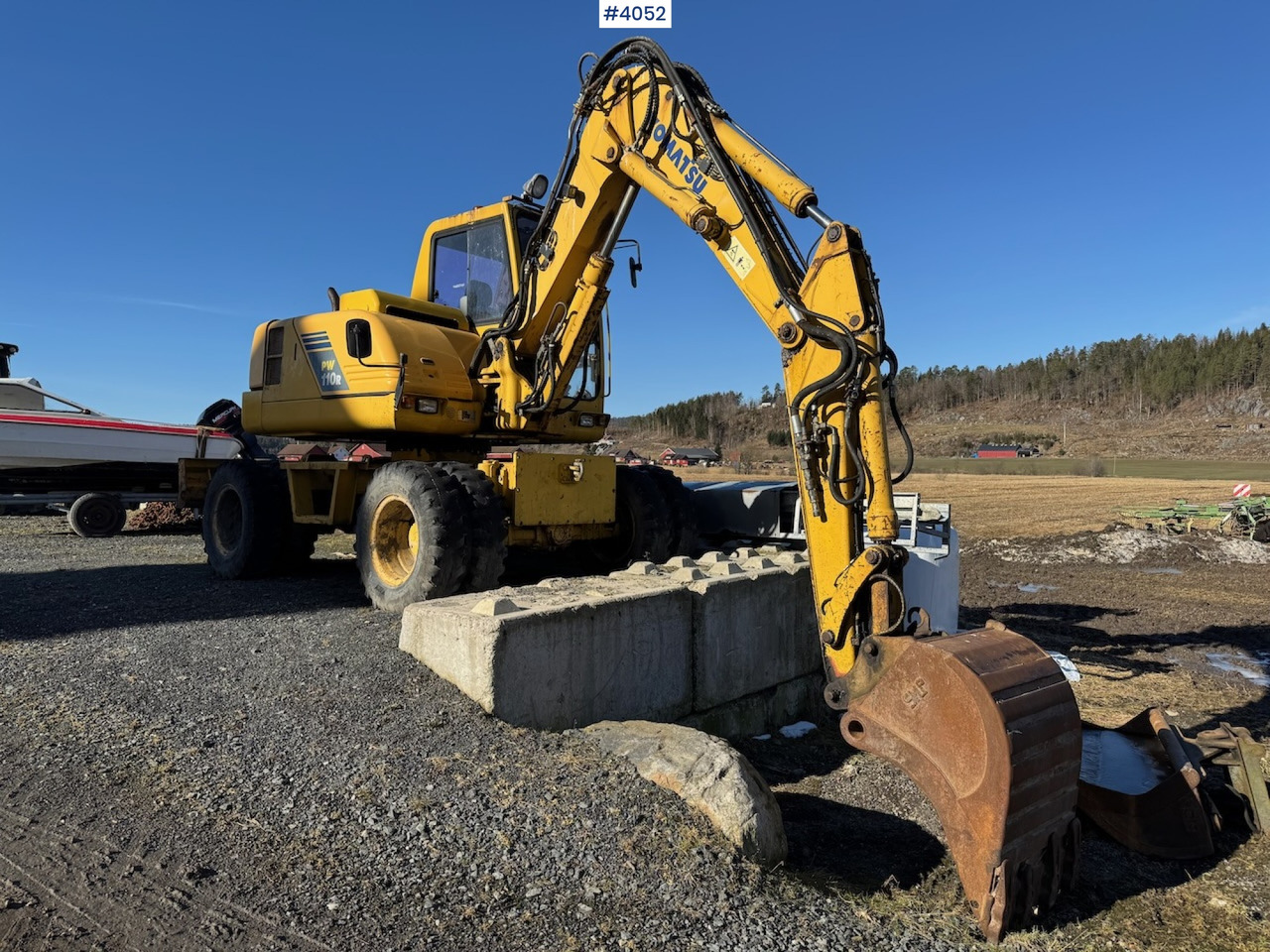 2004 Komatsu PW 110R - Excavadora: foto 1 2004 Komatsu PW 110R - Excavadora: foto 1
