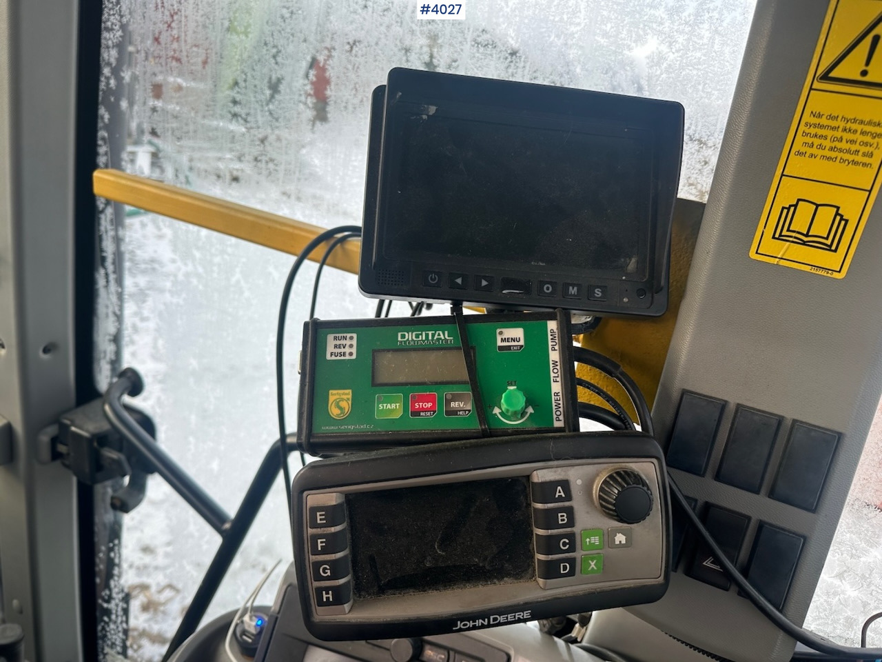 Tractor 2010 Claas Arion 640 4x4 Tractor: foto 20