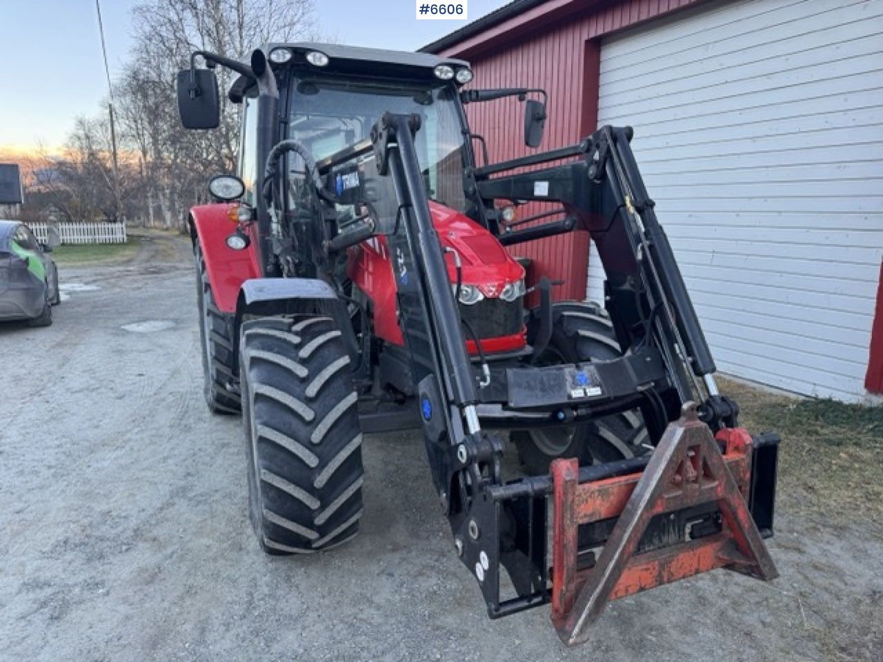 Tractor 2013 Massey Ferguson 5610 Dyna-4 with front loader. SEE VIDEO!: foto 10 Tractor 2013 Massey Ferguson 5610 Dyna-4 with front loader. SEE VIDEO!: foto 10