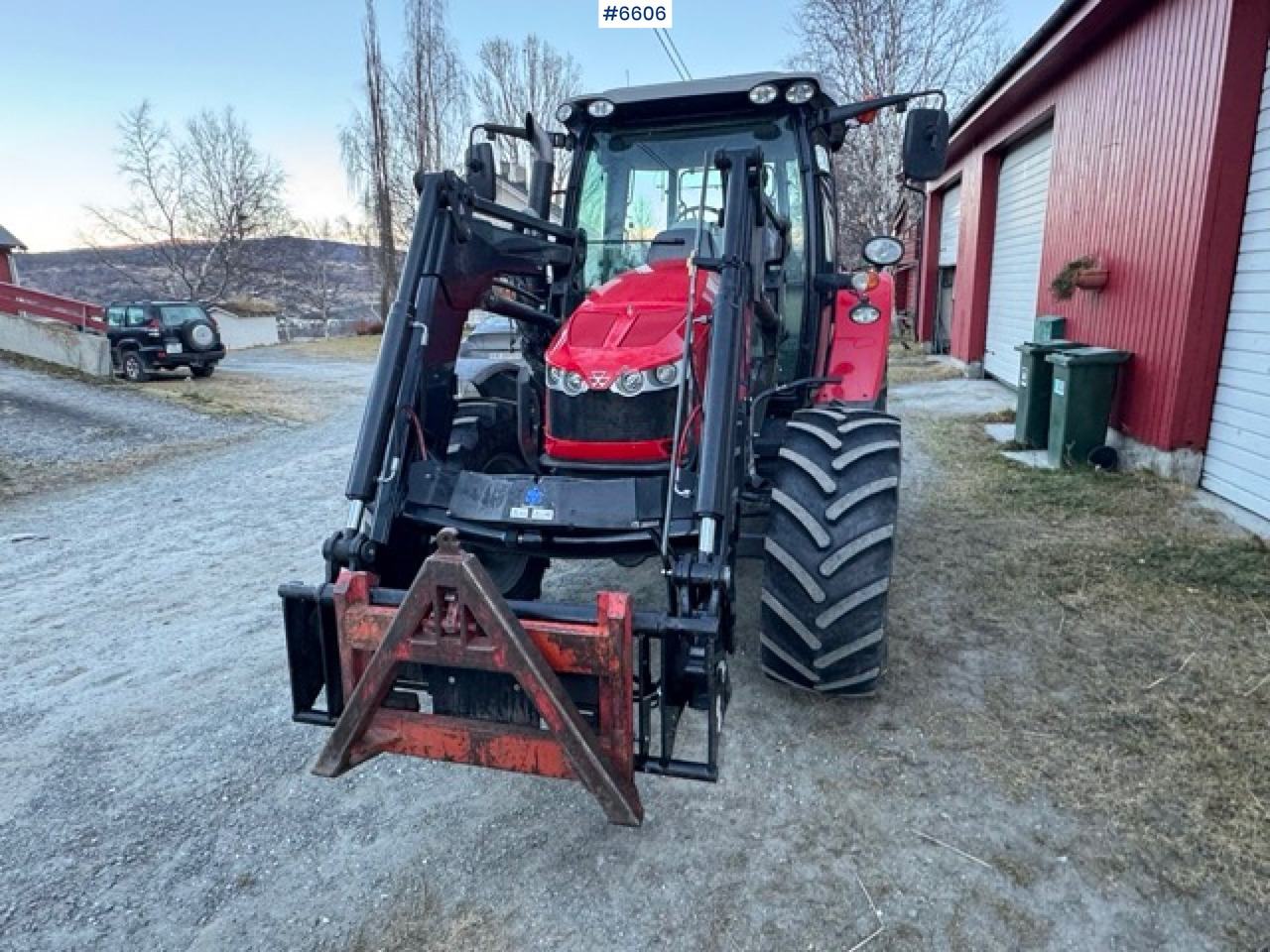 Tractor 2013 Massey Ferguson 5610 Dyna-4 with front loader. SEE VIDEO!: foto 8 Tractor 2013 Massey Ferguson 5610 Dyna-4 with front loader. SEE VIDEO!: foto 8