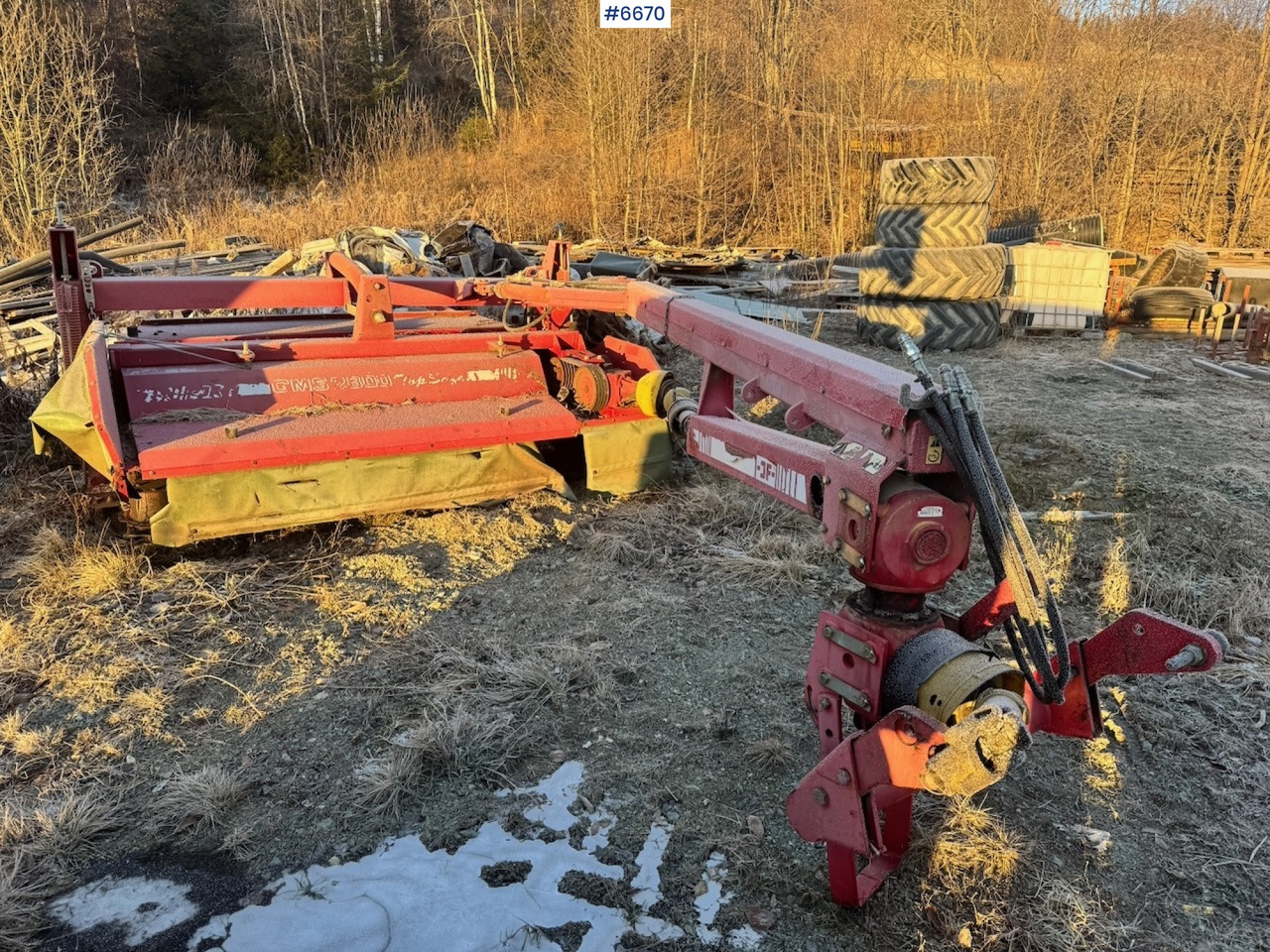 Circa 2003 JF CMS2800 mower. - Segadora: foto 1 Circa 2003 JF CMS2800 mower. - Segadora: foto 1