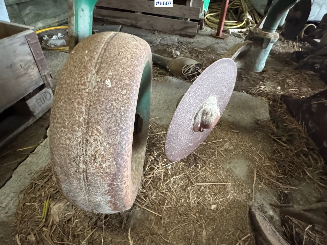 Equipo para trabajo del suelo Kverneland 3-furrow plough: foto 8 Equipo para trabajo del suelo Kverneland 3-furrow plough: foto 8