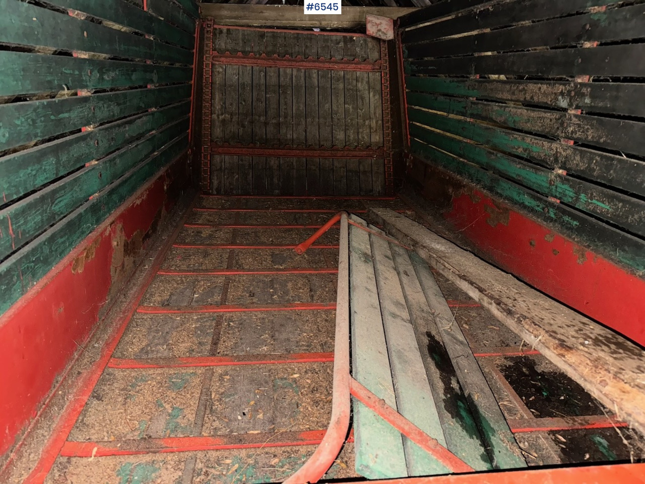 Kverneland UN 7000 Harvesting wagon w/ throwing roller. - Maquinaria de henificación: foto 5 Kverneland UN 7000 Harvesting wagon w/ throwing roller. - Maquinaria de henificación: foto 5