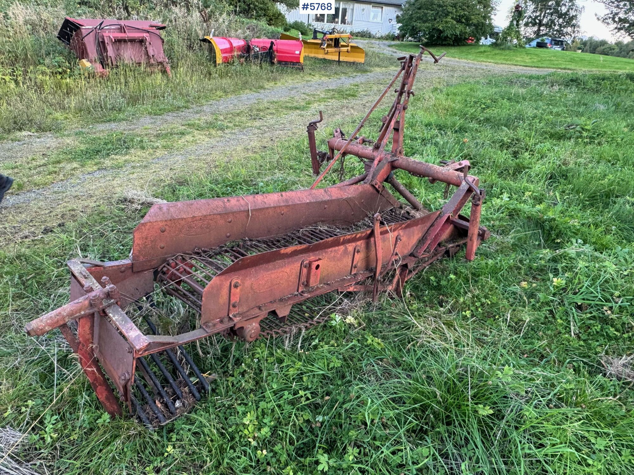 Underhaug Special Potato Lifter - Equipo para trabajo del suelo: foto 4 Underhaug Special Potato Lifter - Equipo para trabajo del suelo: foto 4