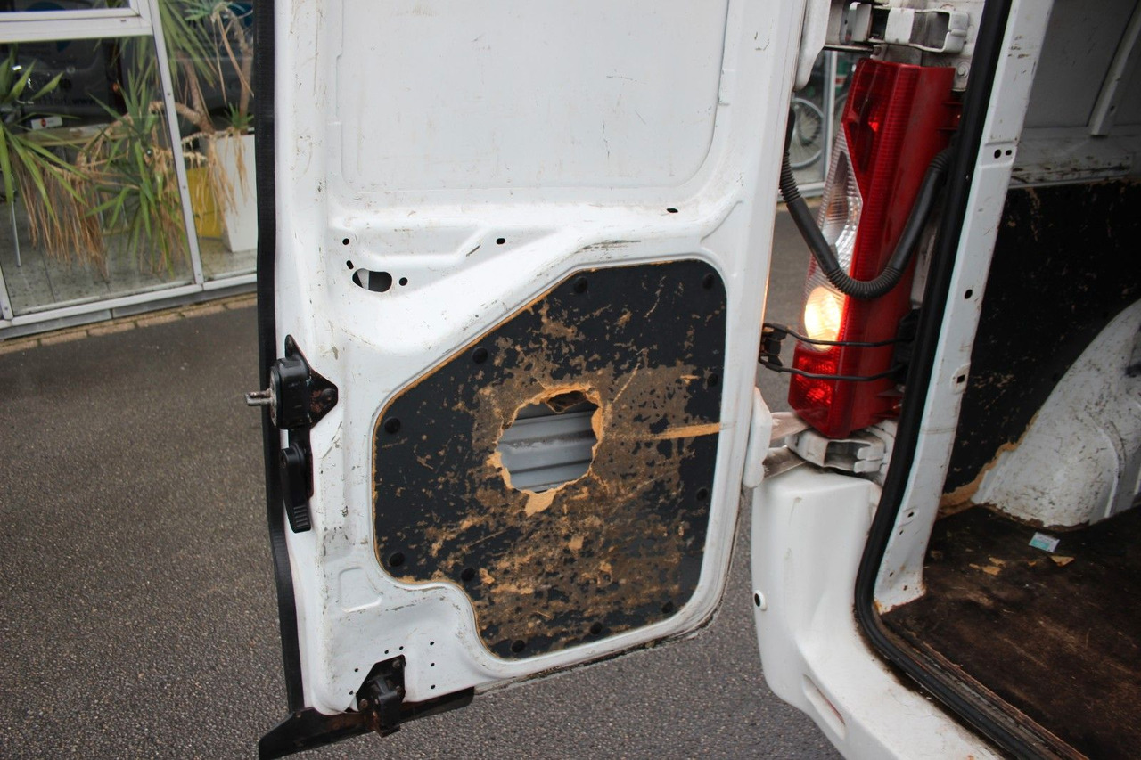 Furgoneta pequeña, Furgoneta combi Fiat Scudo Multicab L2H1 130 Multijet 5Sitze Klima: foto 16 Furgoneta pequeña, Furgoneta combi Fiat Scudo Multicab L2H1 130 Multijet 5Sitze Klima: foto 16