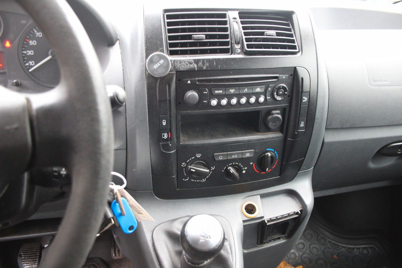 Furgoneta pequeña, Furgoneta combi Fiat Scudo Multicab L2H1 130 Multijet 5Sitze Klima: foto 8 Furgoneta pequeña, Furgoneta combi Fiat Scudo Multicab L2H1 130 Multijet 5Sitze Klima: foto 8