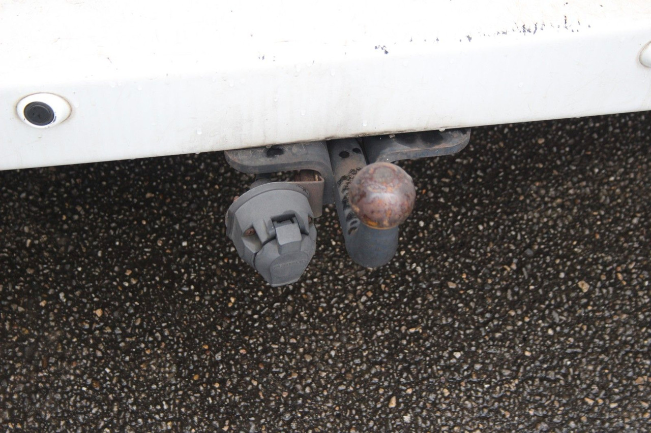 Furgoneta pequeña, Furgoneta combi Fiat Scudo Multicab L2H1 130 Multijet 5Sitze Klima: foto 19 Furgoneta pequeña, Furgoneta combi Fiat Scudo Multicab L2H1 130 Multijet 5Sitze Klima: foto 19