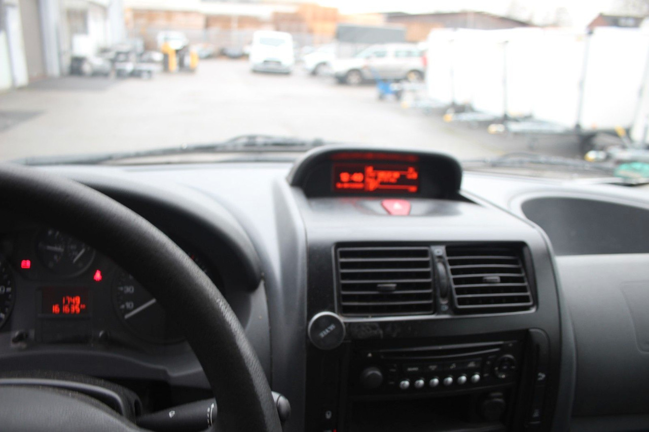 Furgoneta pequeña, Furgoneta combi Fiat Scudo Multicab L2H1 130 Multijet 5Sitze Klima: foto 9 Furgoneta pequeña, Furgoneta combi Fiat Scudo Multicab L2H1 130 Multijet 5Sitze Klima: foto 9