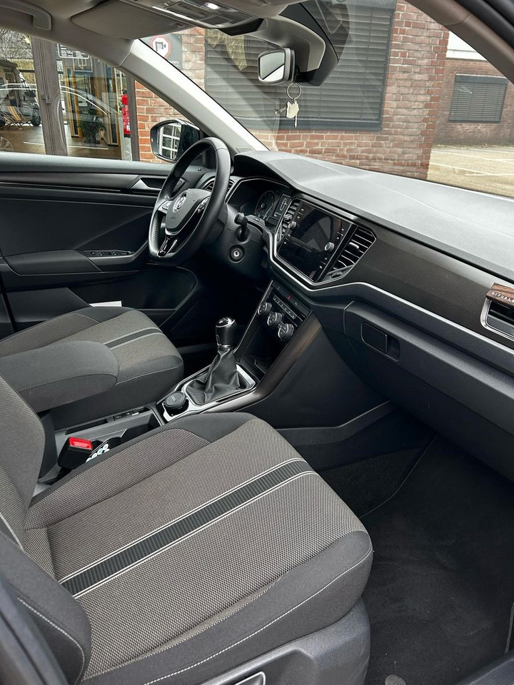 Volkswagen T-Roc Style - SUV/ Todoterreno: foto 3 Volkswagen T-Roc Style - SUV/ Todoterreno: foto 3