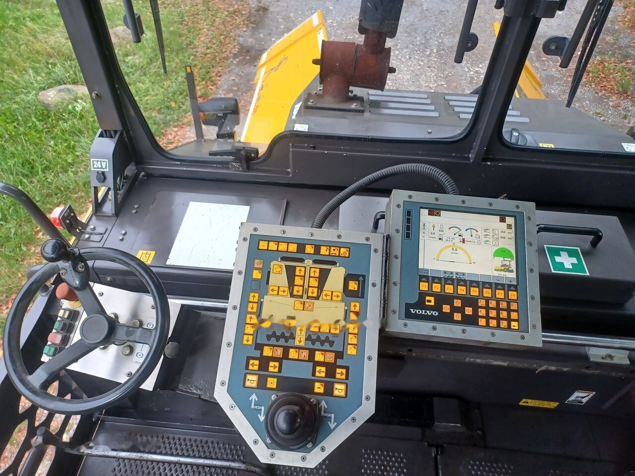 Pavimentadora de asfalto Volvo-ABG P6870C: foto 12
