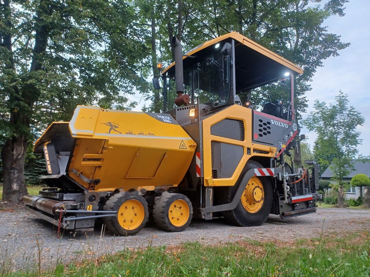 Pavimentadora de asfalto Volvo-ABG P6870C: foto 8