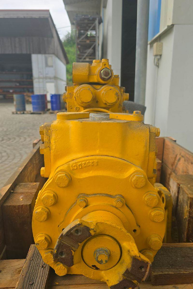 Komatsu Getriebe Komatsu D66 Raupe - Caja de cambios para Maquinaria de construcción: foto 4 Komatsu Getriebe Komatsu D66 Raupe - Caja de cambios para Maquinaria de construcción: foto 4