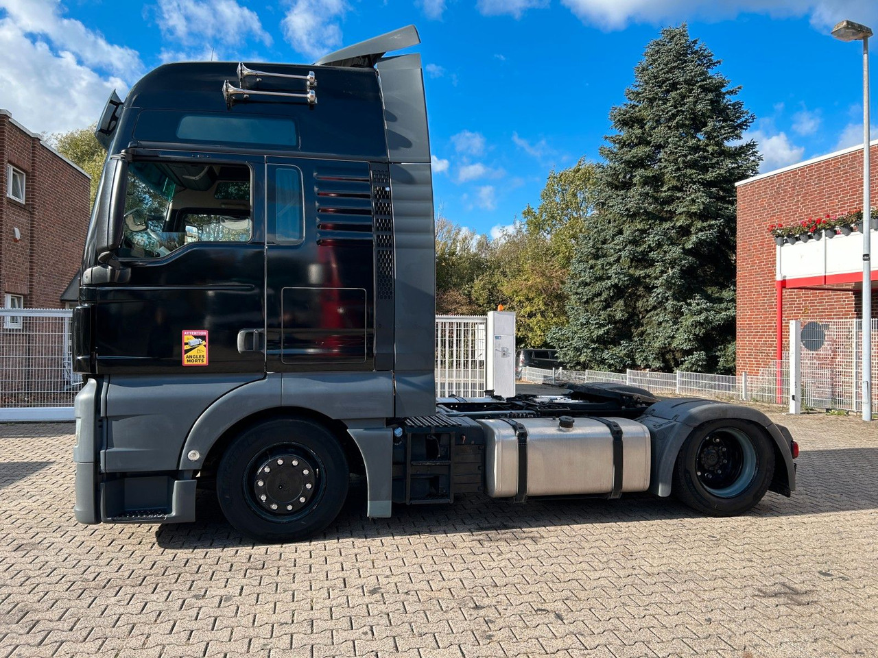 MAN 18.500 TGX 5x gleiche SZM im BESTAND !!! - Cabeza tractora: foto 5 MAN 18.500 TGX 5x gleiche SZM im BESTAND !!! - Cabeza tractora: foto 5