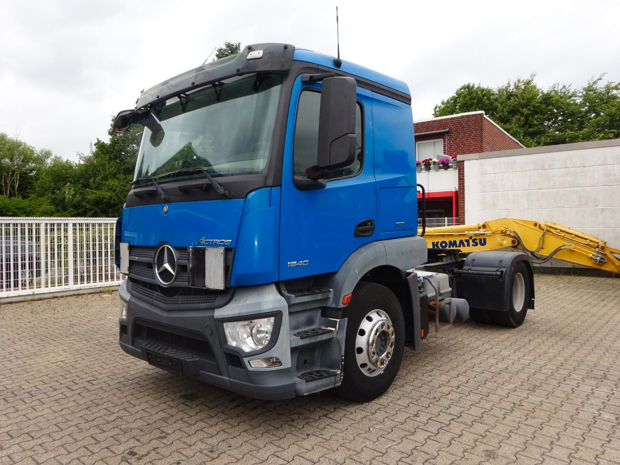 Mercedes-Benz 1840 Actros SZM 4x2 - Cabeza tractora: foto 2 Mercedes-Benz 1840 Actros SZM 4x2 - Cabeza tractora: foto 2
