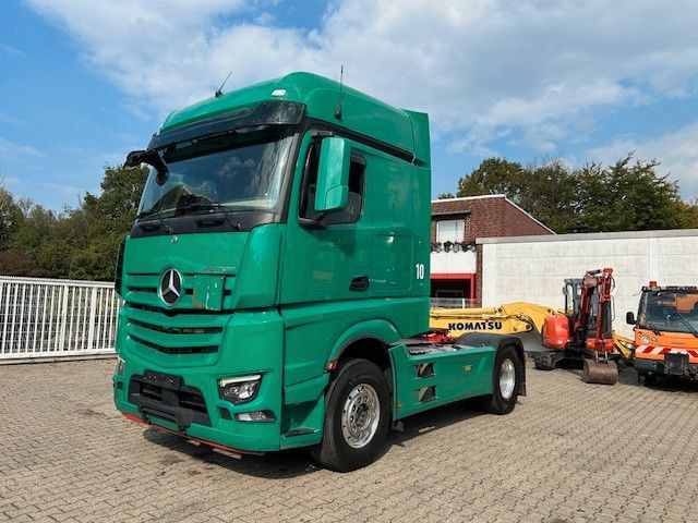 Mercedes-Benz 1851 Actros SZM mit Kipper-Pumpe 4x2 - Cabeza tractora: foto 2 Mercedes-Benz 1851 Actros SZM mit Kipper-Pumpe 4x2 - Cabeza tractora: foto 2