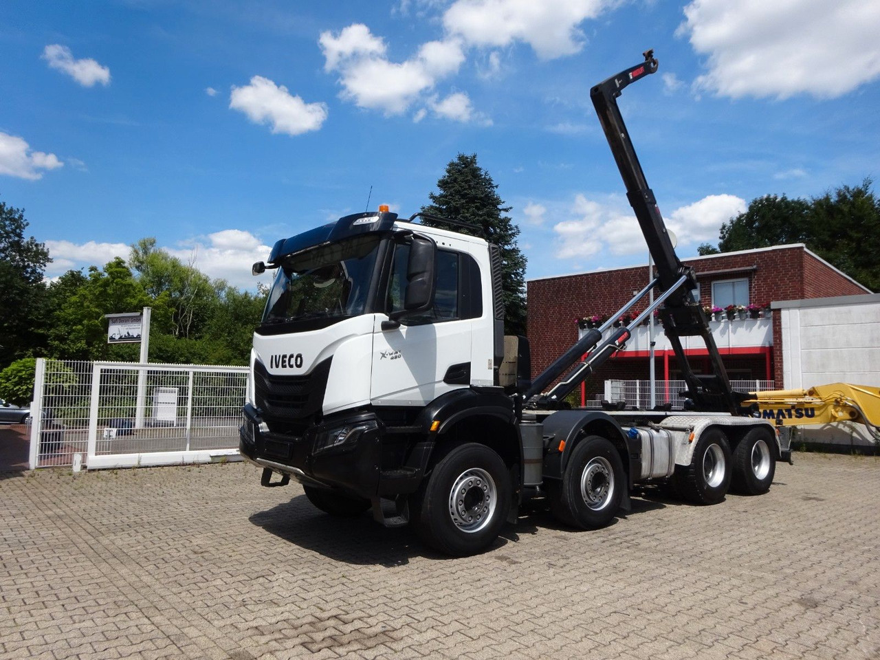 Iveco X-WAY 480 HIAB ABROLLER - Camión multibasculante: foto 1 Iveco X-WAY 480 HIAB ABROLLER - Camión multibasculante: foto 1